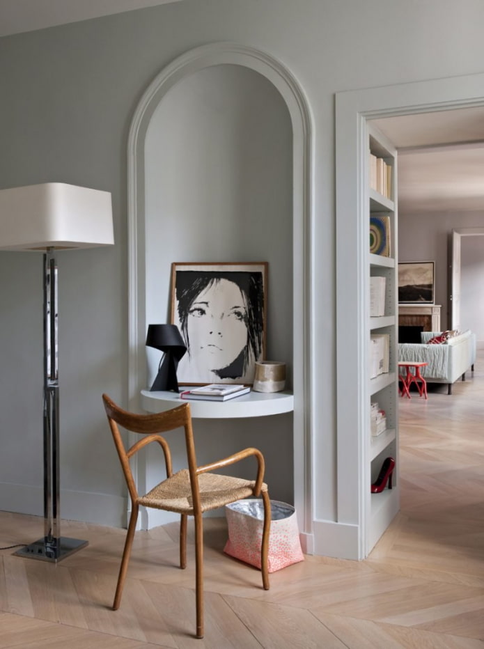 wall with a semicircular niche in the interior wall with a semicircular niche in the interior