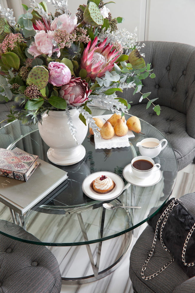 round dining table round dining table