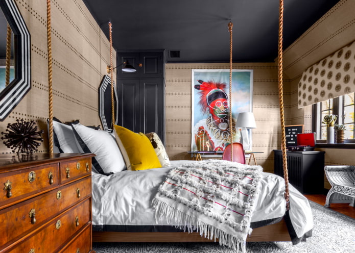 bed on ropes in the interior