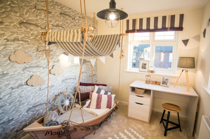 unusual design of a crib