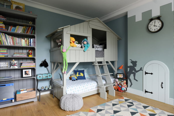 bunk bed-house in the nursery
