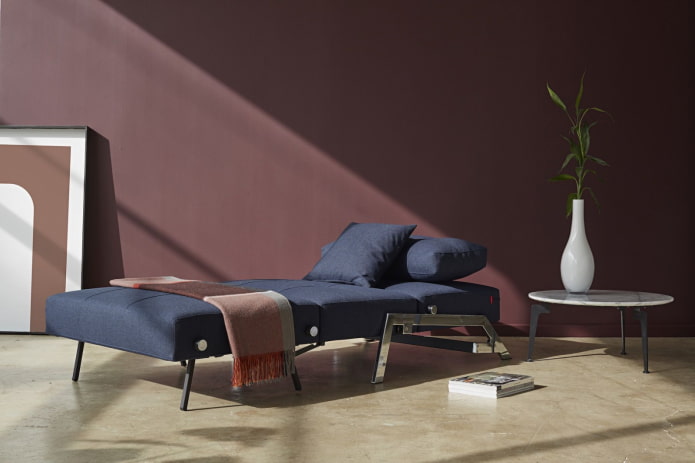 hi-tech folding armchair