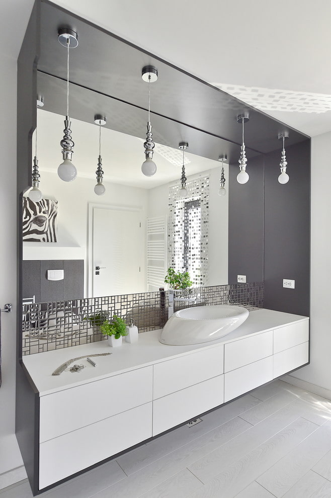 Mosaic under the mirror Mosaic under the mirror