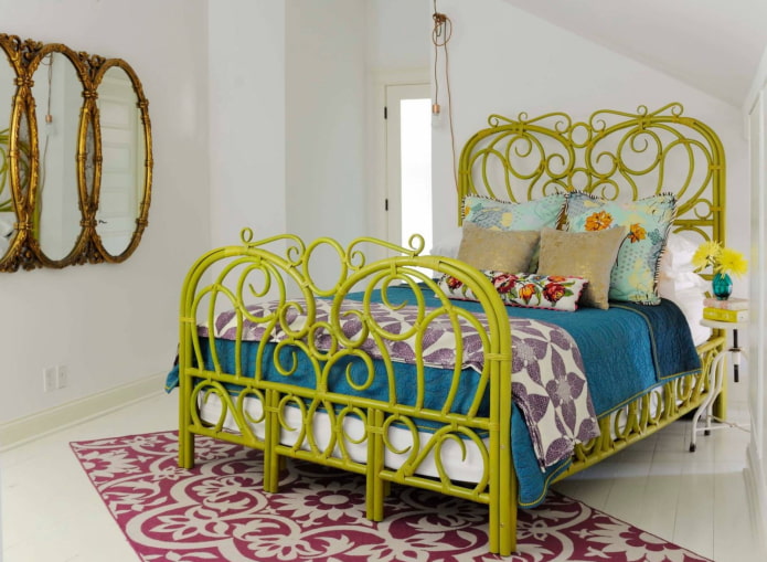 green bed in the interior of the bedroom