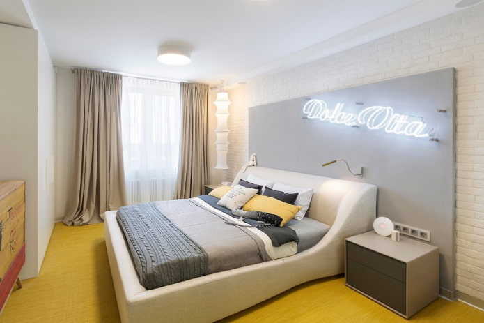 rectangular bed in the interior of the bedroom