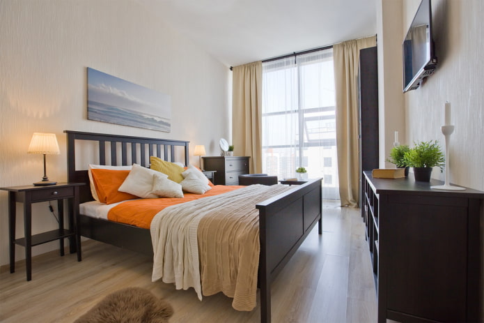 rectangular bed in the interior of the bedroom