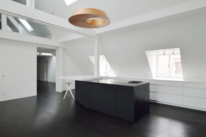 linoleum in wenge color with imitation of laminate in the interior