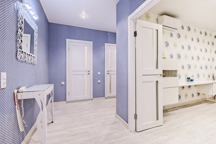 white linoleum with imitation of laminate in the interior