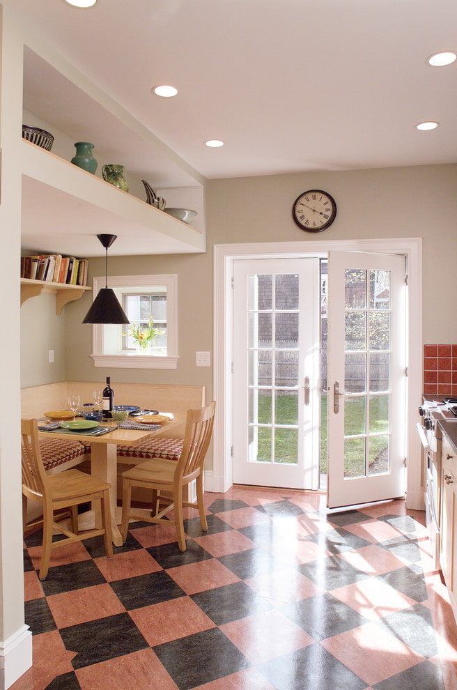 Kitchen-dining room-hall with linoleum Kitchen-dining room-hall with linoleum