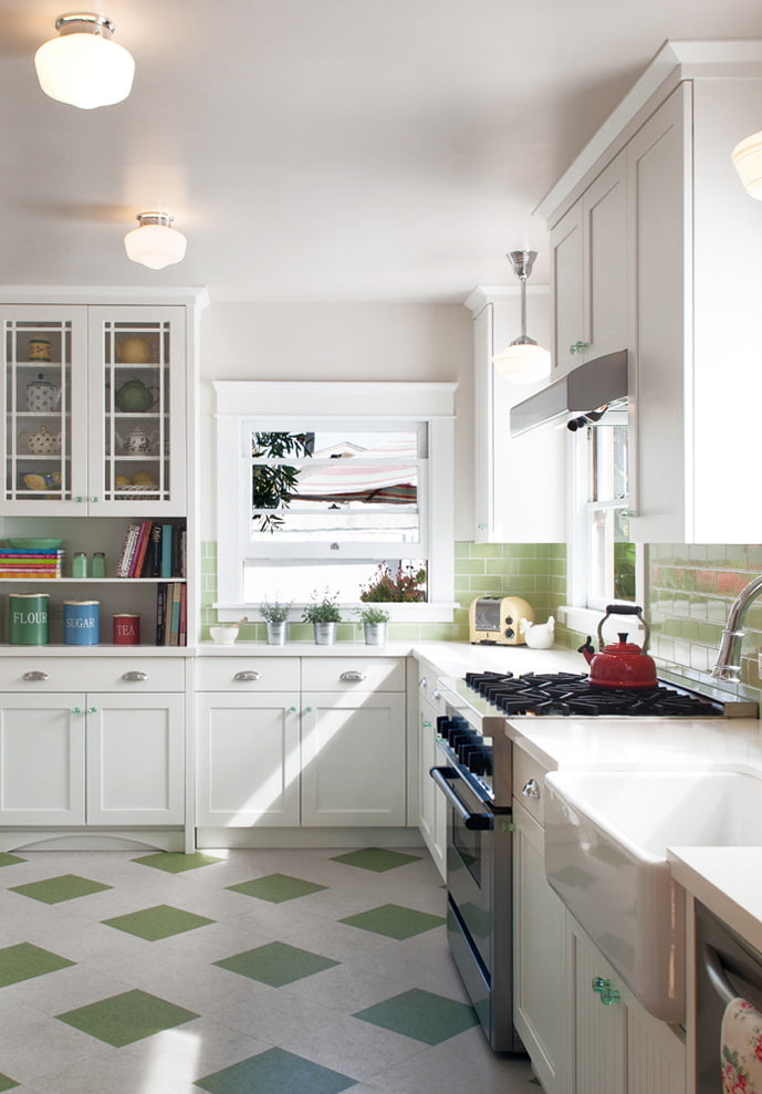 white-green squares on the floor white-green squares on the floor