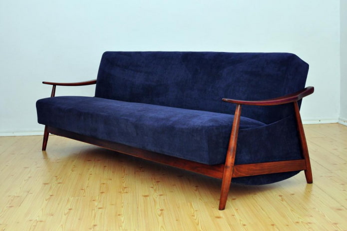 sofa-book in blue in the interior