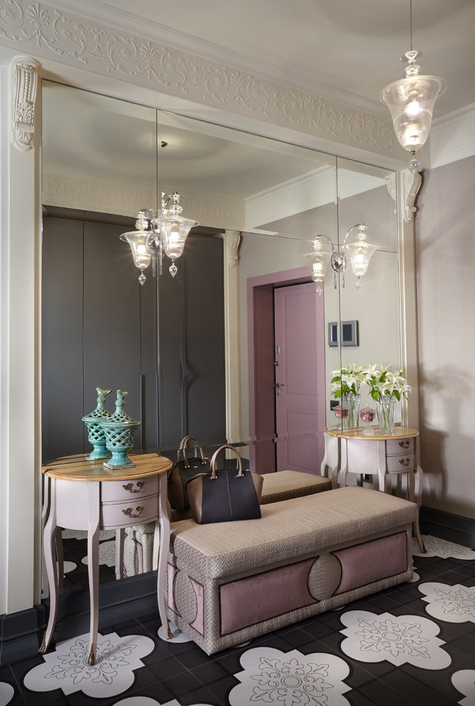 pouf in the interior of the hallway