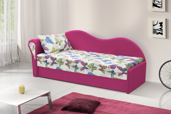 ottoman with a wave-shaped back in the interior