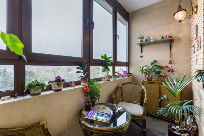 Porcelain stoneware and brick Porcelain stoneware and brick