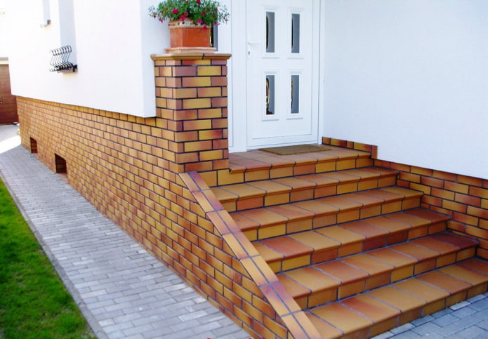 porch with clinker tiles porch with clinker tiles