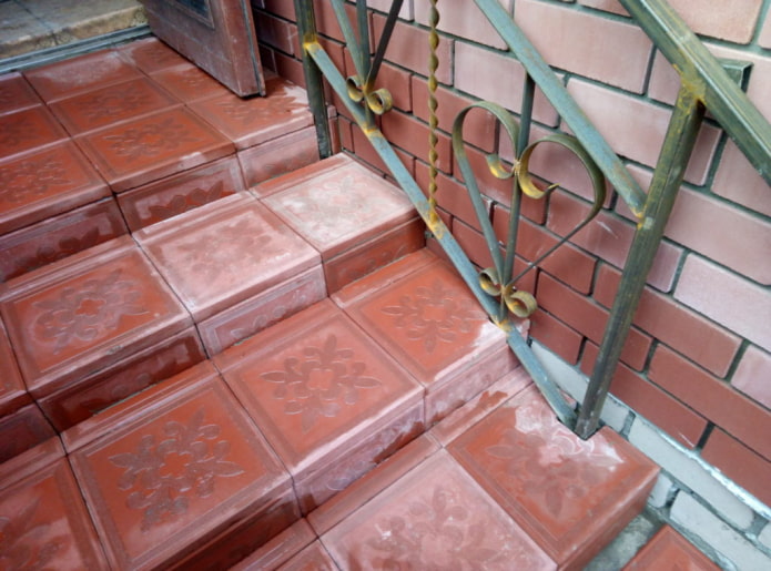 steps with street tiles