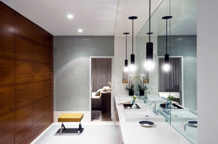 Tiled wall at the entrance