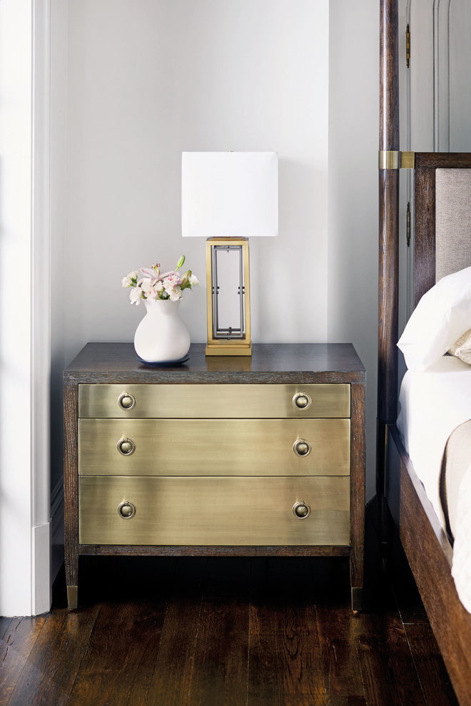 Golden curbstone facades