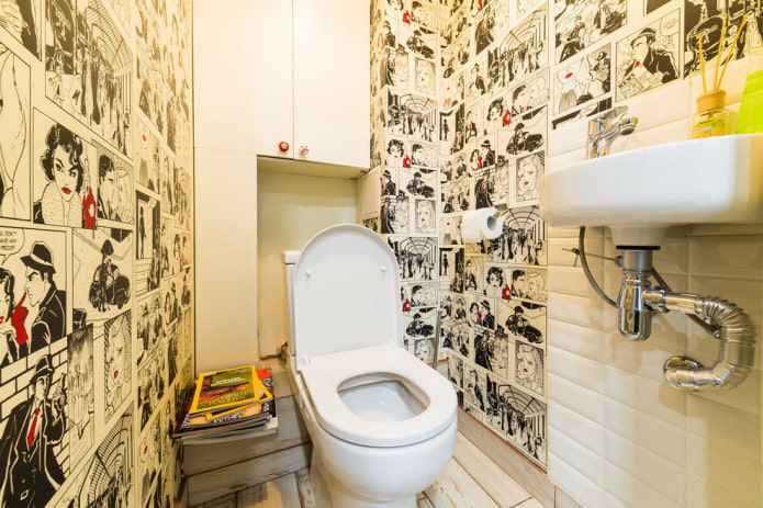 closet behind the toilet in the interior of the toilet