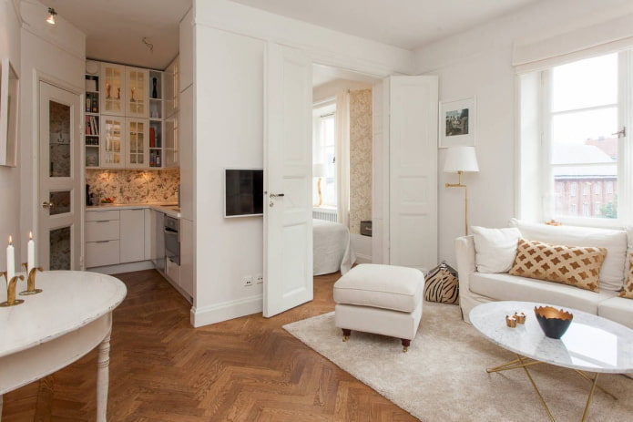 Euro-suite with a separate bedroom