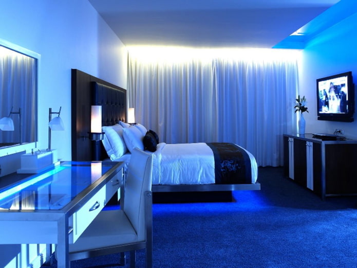High-tech bedroom