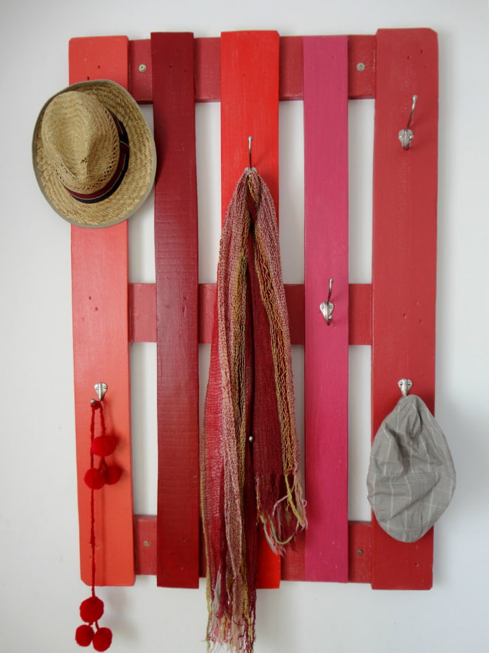 Pallet hanger Pallet hanger