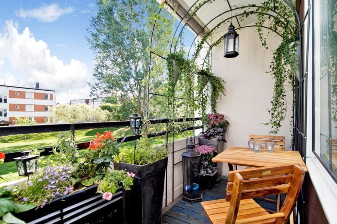 home garden design in the interior of the balcony