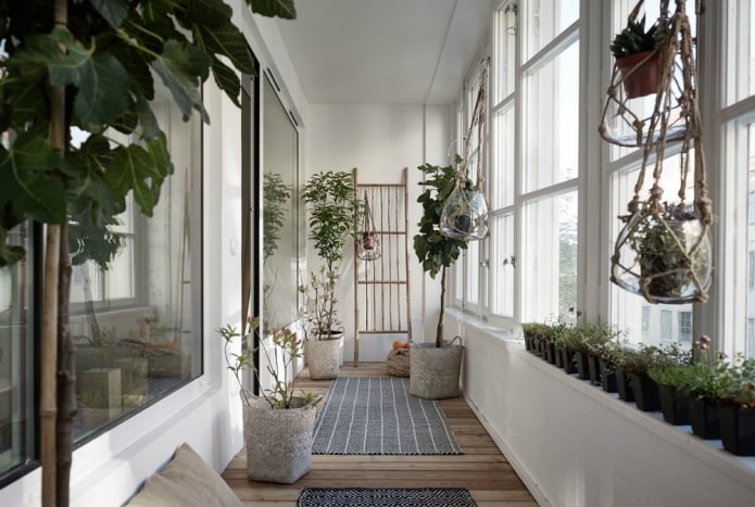 home garden design in the interior of the balcony
