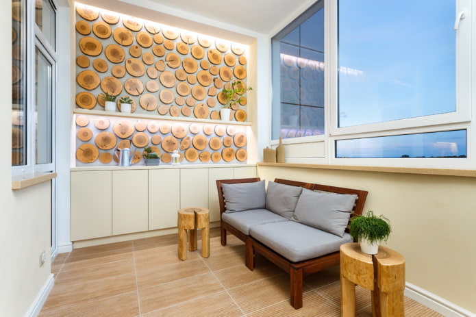 finishing the floor in the interior of the balcony