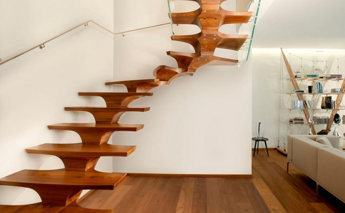 colors of stairs in the interior of the house
