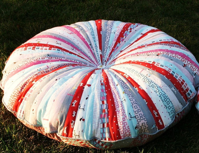 DIY pouf DIY pouf