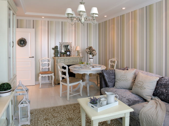 Provence in lilac tones