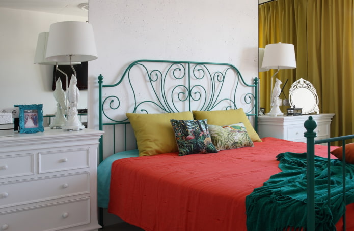 eclectic bedroom design