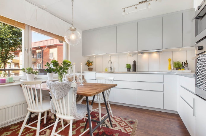 furnishings in the interior in eclectic style