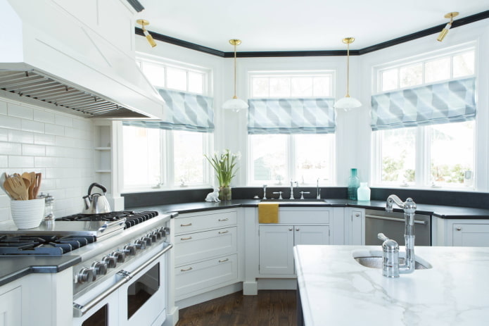 Kitchen with bay window