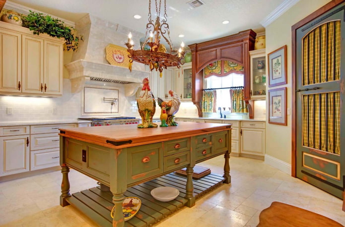 lighting over the island in the interior of the kitchen