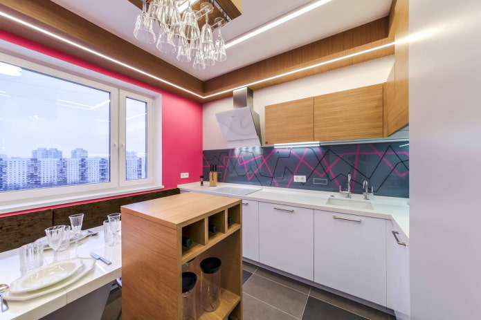 Illumination of a multi-level ceiling Illumination of a multi-level ceiling