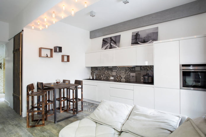 Lights on the ceiling Lights on the ceiling