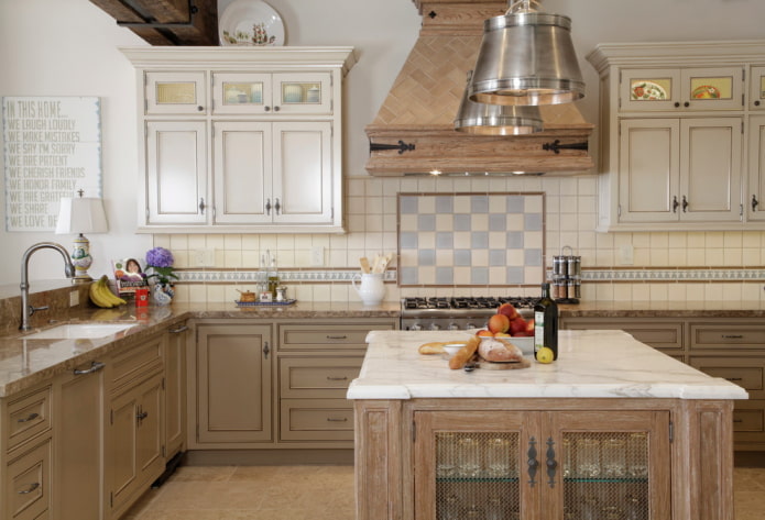finishing the kitchen in Provencal style