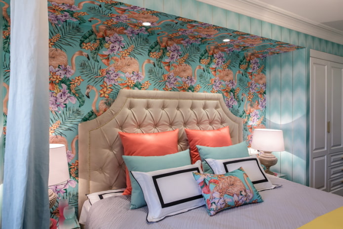 spot lighting in a niche