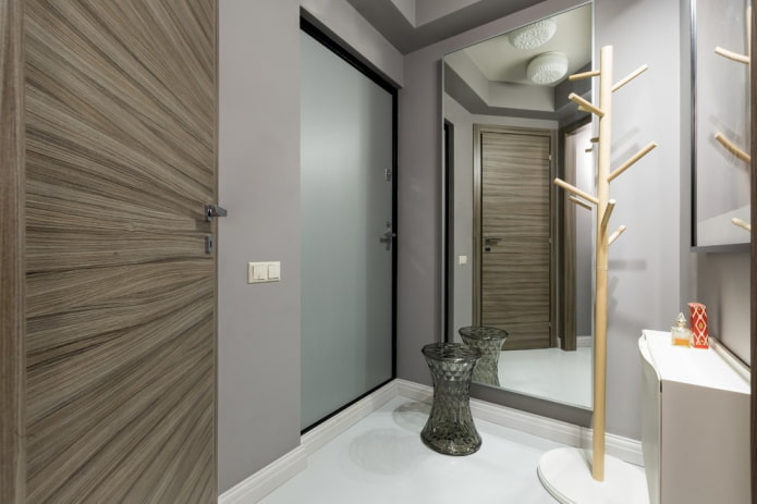 color design of a small hallway