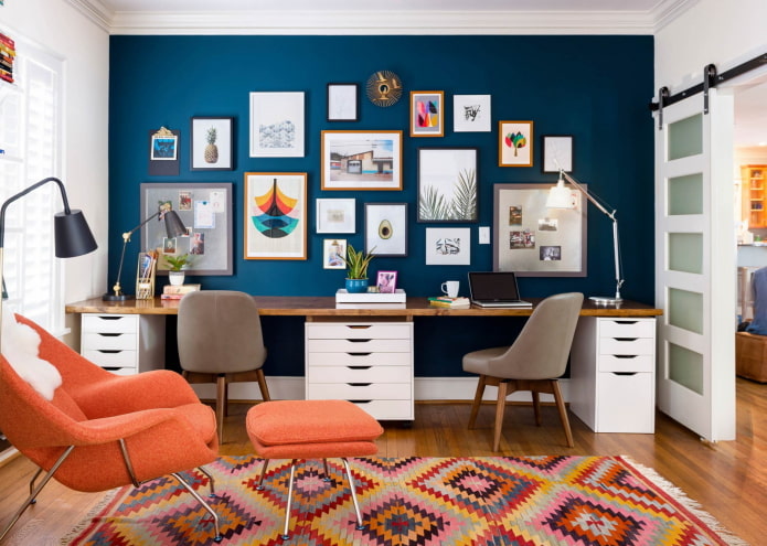 Paintings in the work area Paintings in the work area