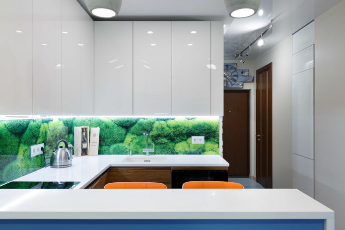 glass in the decoration of the kitchen apron glass in the decoration of the kitchen apron