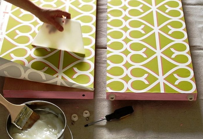 Wallpapering Wallpapering