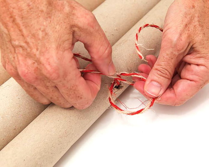 Tie a knot Tie a knot