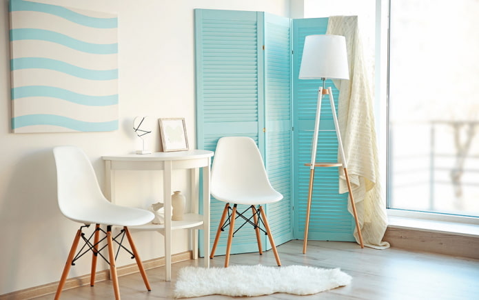 Screen of shields Screen of shields