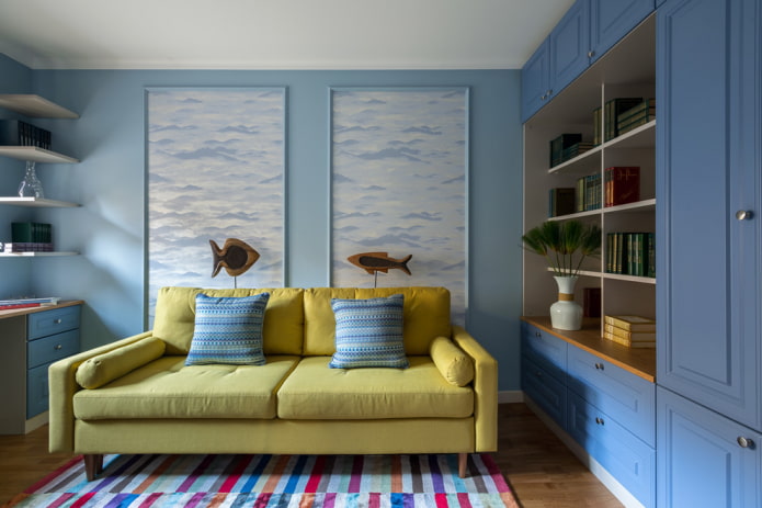 wall moldings in the interior of the living room