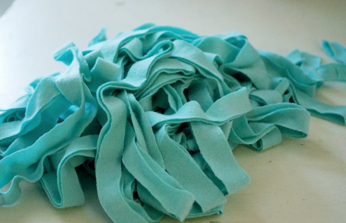 Knitted yarns Knitted yarns