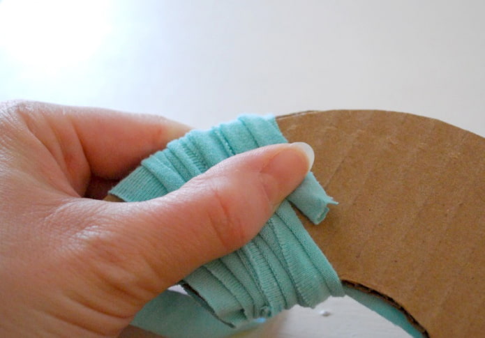 We wind the first page We wind the first page