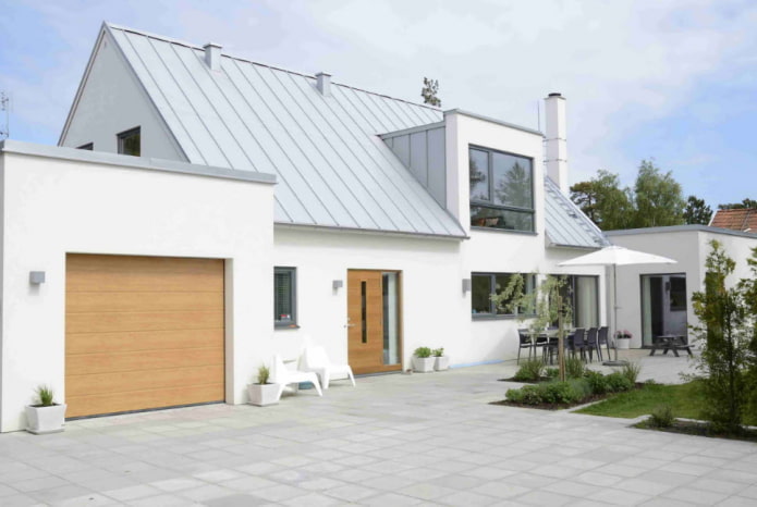 white house in Scandinavian style